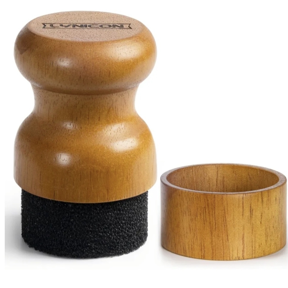 LynICON Natural Wood Beard Brush For Wax And Oil